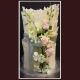 White Tower with Roses Smashing Cake